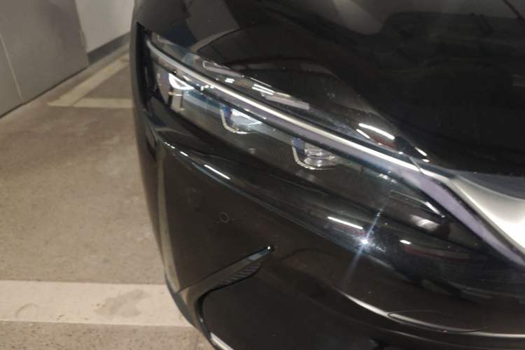 Used BYD Han 2020 EV Long-Range Deluxe Model Right Front Headlight
