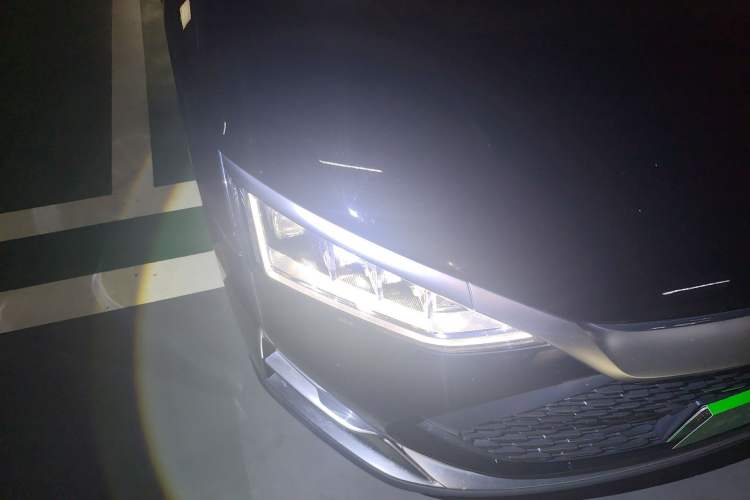 Used BYD Han 2020 DM Four-Wheel Drive Performance Edition Luxury Model Right Front Headlight