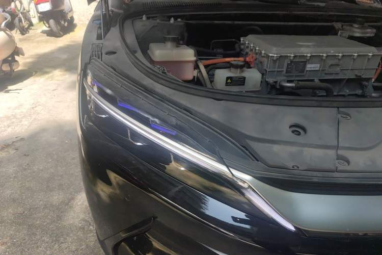 Used BYD Han 2020 EV Long-Range Deluxe Model Right Front Headlight