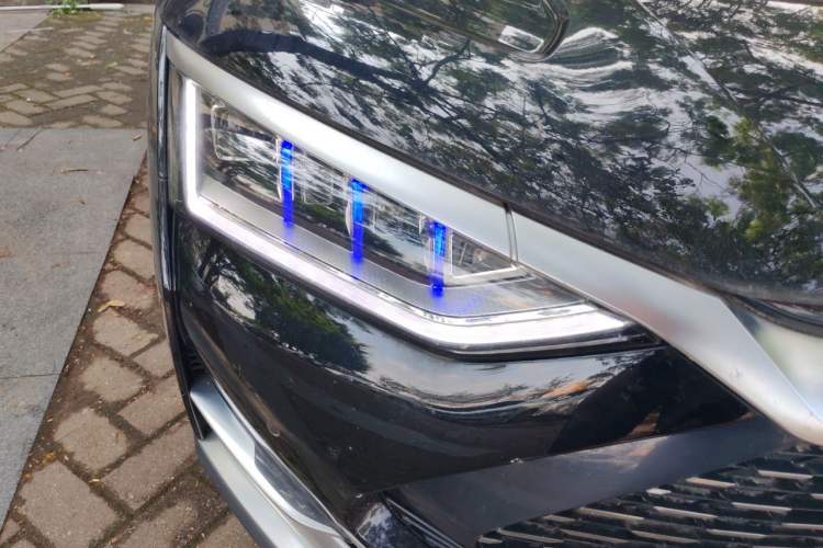 Used BYD Han 2020 DM Four-Wheel Drive Performance Edition Prestige Model Right Front Headlight