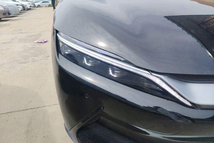 Used BYD Han 2020 EV Long-Range Luxury Model Right Front Headlight