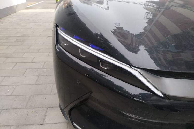 Used BYD Han 2020 EV Long-Range Deluxe Model Right Front Headlight