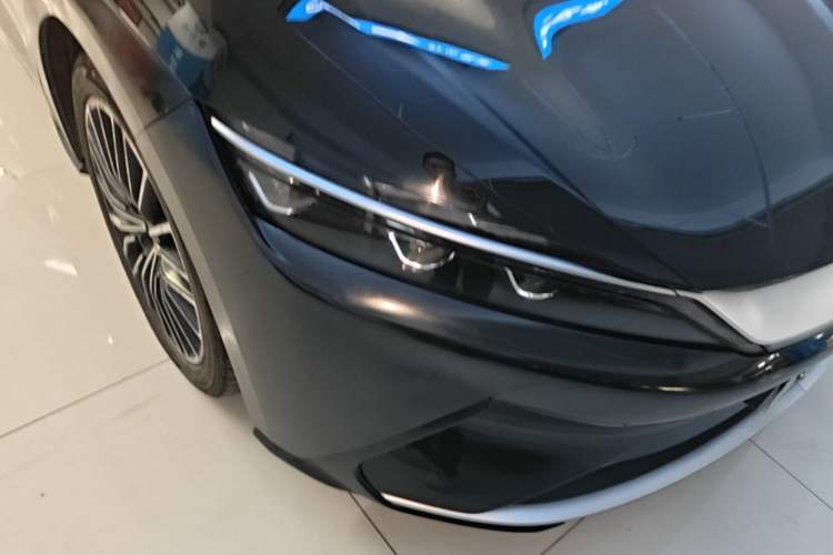 Used BYD Han 2020 EV Long-Range Luxury Model Right Front Headlight
