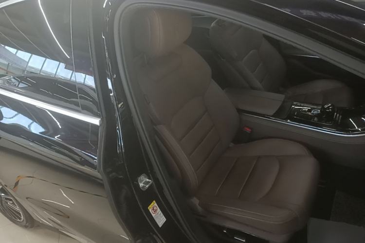 Used BYD Han 2020 EV Long-Range Luxury Model Right Front Seat