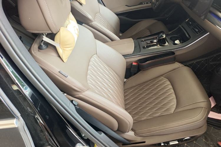 Used BYD Han 2020 DM Four-Wheel Drive Performance Edition Prestige Model Right Front Seat
