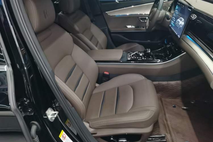 Used BYD Han 2020 EV Long-Range Luxury Model Right Front Seat