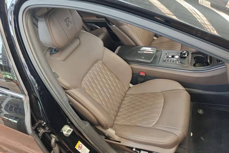 Used BYD Han 2020 EV Four-Wheel Drive High-Performance Flagship Model Right Front Seat