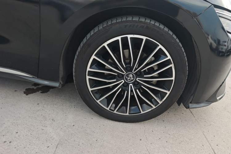 Used BYD Han 2020 EV Long-Range Luxury Model Right Front Wheel Hub