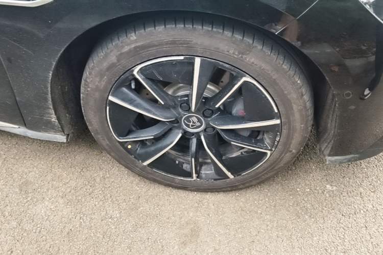 Used BYD Han 2020 EV Four-Wheel Drive High-Performance Flagship Model Right Front Wheel Hub