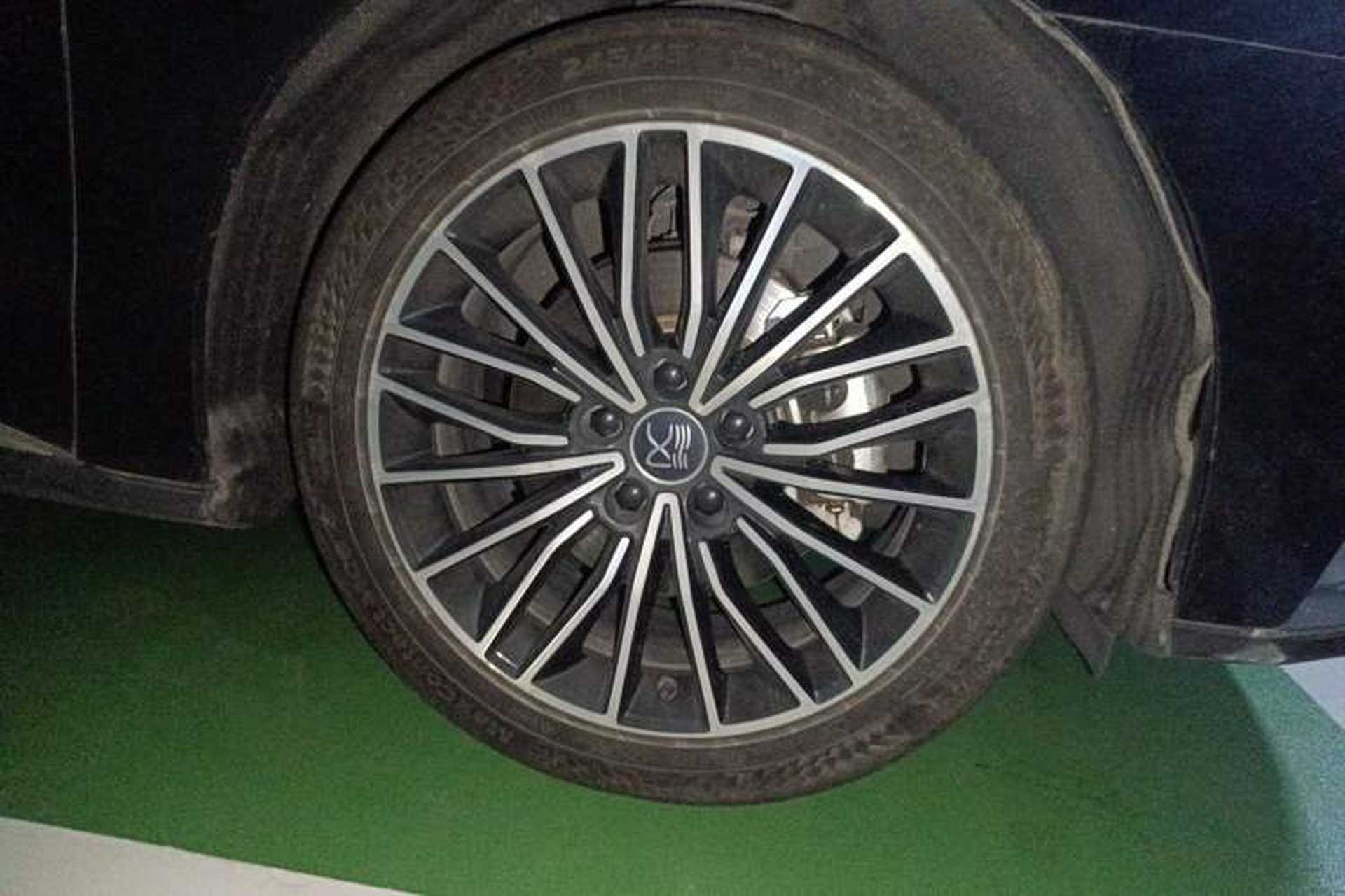 Used BYD Han 2020 DM Four-Wheel Drive Performance Edition Luxury Model Right Front Wheel Hub