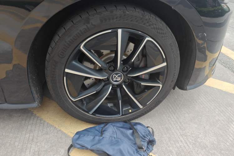 Used BYD Han 2020 EV Four-Wheel Drive High-Performance Flagship Model Right Front Wheel Hub