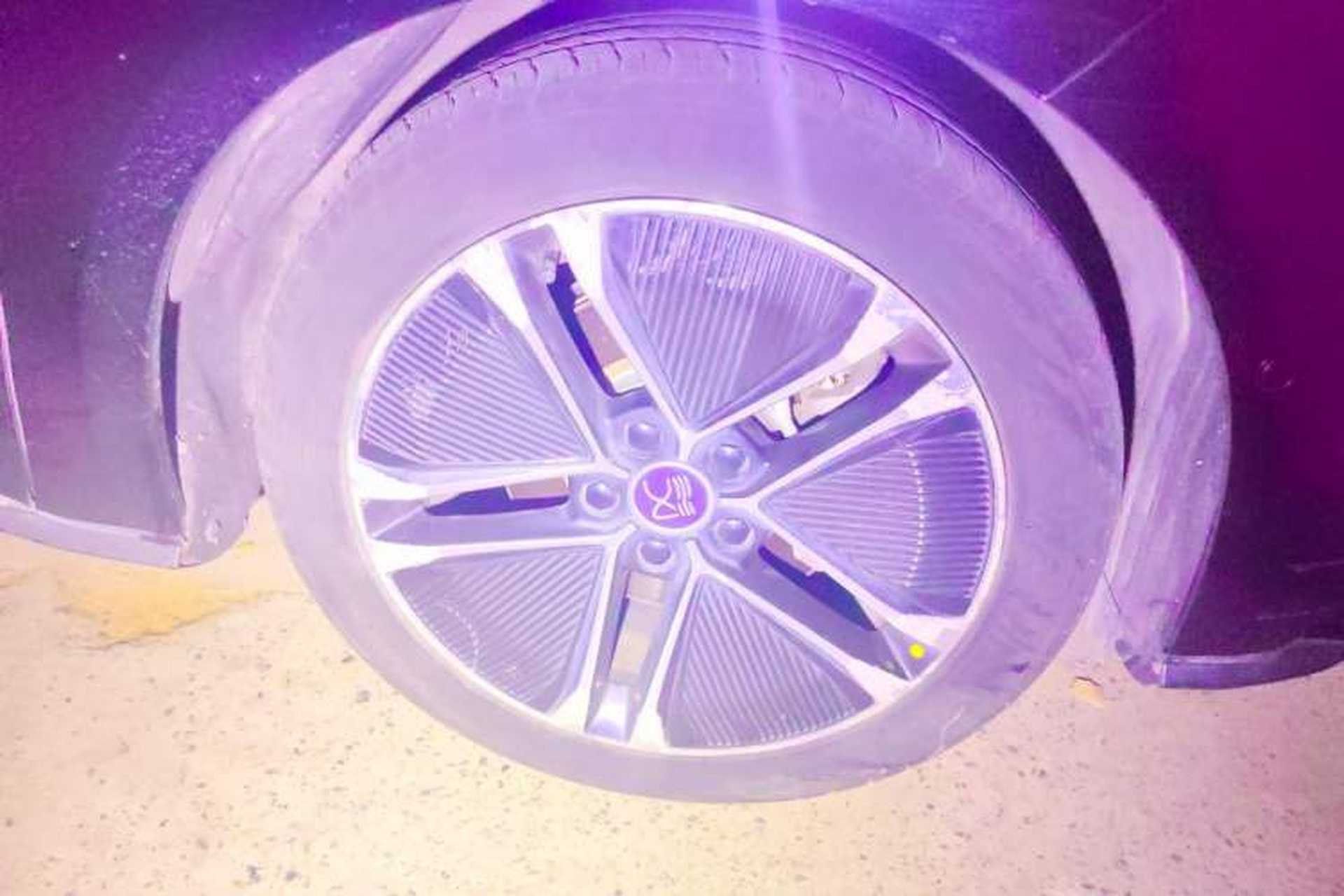 Used BYD Han 2020 EV Long-Range Deluxe Model Right Front Wheel Hub