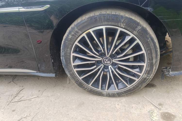 Used BYD Han 2020 EV Long-Range Luxury Model Right Front Wheel Hub