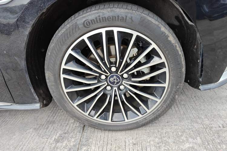 Used BYD Han 2020 DM Four-Wheel Drive Performance Edition Luxury Model Right Front Wheel Hub