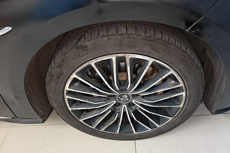 Used BYD Han 2020 EV Long-Range Luxury Model Right Front Wheel Hub