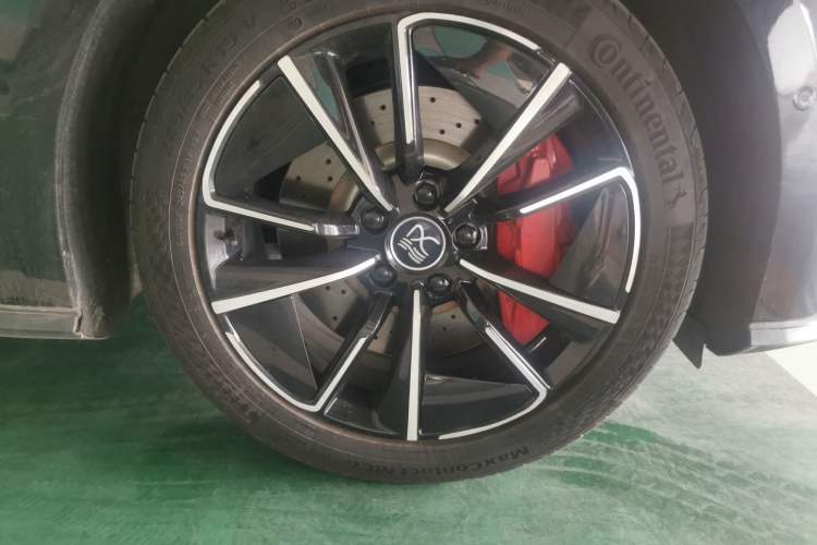 Used BYD Han 2020 EV Four-Wheel Drive High-Performance Flagship Model Right Front Wheel Hub