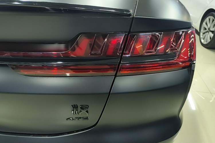 Used BYD Han 2020 DM Four-Wheel Drive Performance Edition Prestige Model Right Rear Taillight