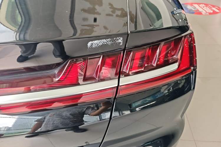Used BYD Han 2020 EV Long-Range Deluxe Model Right Rear Taillight