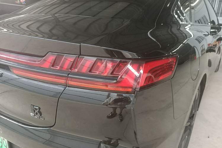Used BYD Han 2020 EV Four-Wheel Drive High-Performance Flagship Model Right Rear Taillight