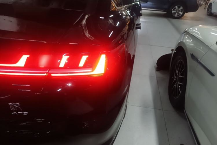 Used BYD Han 2020 DM Four-Wheel Drive Performance Edition Luxury Model Right Rear Taillight