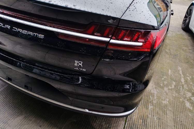 Used BYD Han 2020 DM Four-Wheel Drive Performance Edition Luxury Model Right Rear Taillight