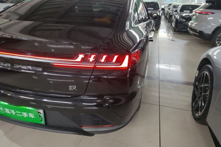 Used BYD Han 2020 EV Long-Range Deluxe Model Right Rear Taillight
