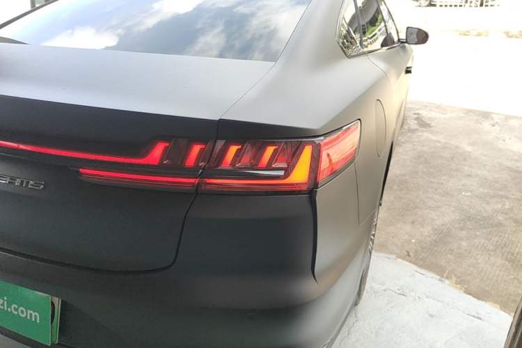 Used BYD Han 2020 DM Four-Wheel Drive Performance Edition Prestige Model Right Rear Taillight
