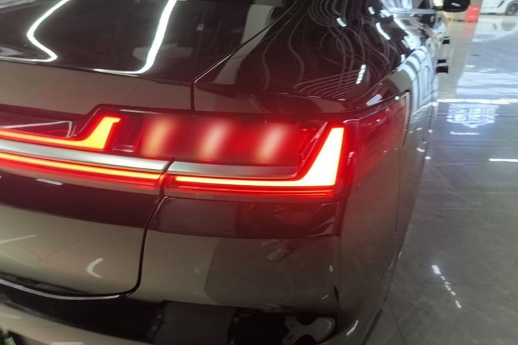 Used BYD Han 2020 EV Four-Wheel Drive High-Performance Flagship Model Right Rear Taillight