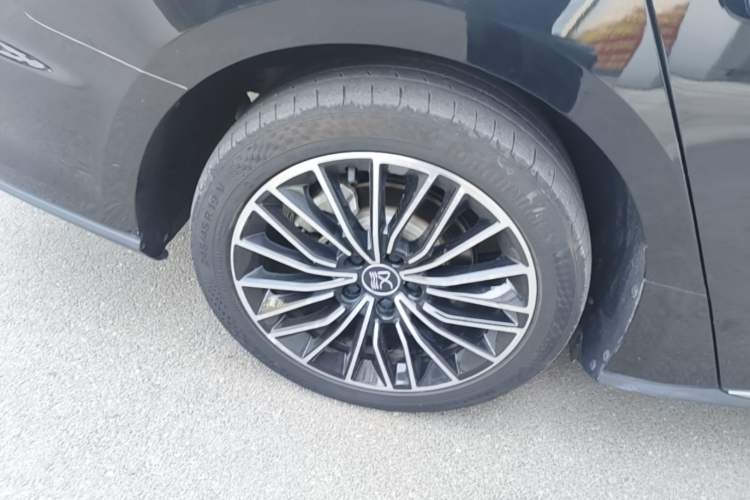 Used BYD Han 2020 DM Four-Wheel Drive Performance Edition Luxury Model Right Rear Wheel Hub