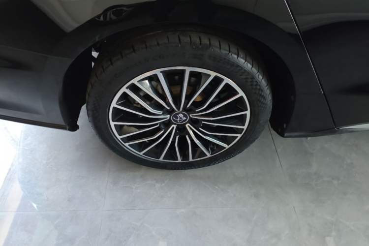 Used BYD Han 2020 DM Four-Wheel Drive Performance Edition Luxury Model Right Rear Wheel Hub