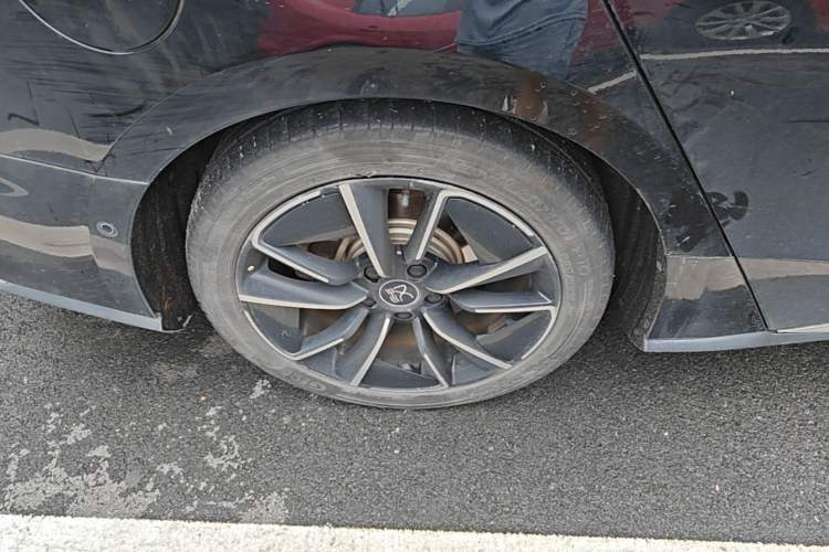Used BYD Han 2020 EV Four-Wheel Drive High-Performance Flagship Model Right Rear Wheel Hub