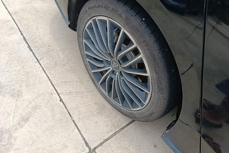 Used BYD Han 2020 EV Long-Range Luxury Model Right Rear Wheel Hub