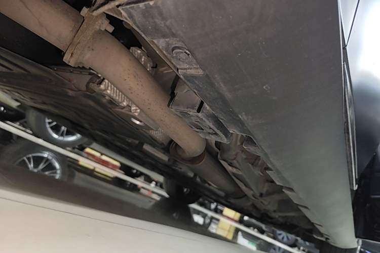 Used BYD Han 2020 DM Four-Wheel Drive Performance Edition Prestige Model Right Side Sill