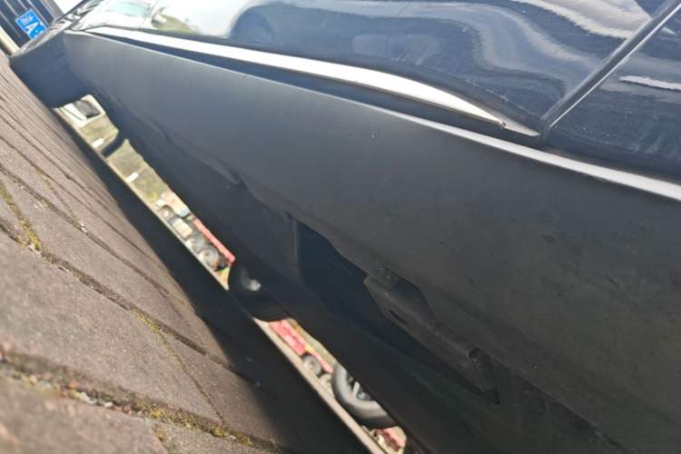 Used BYD Han 2020 EV Long-Range Luxury Model Right Side Sill