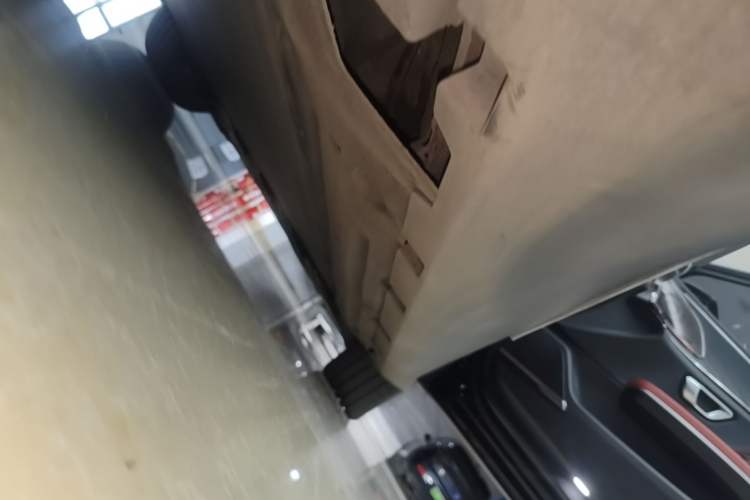 Used BYD Han 2020 EV Four-Wheel Drive High-Performance Flagship Model Right Side Sill