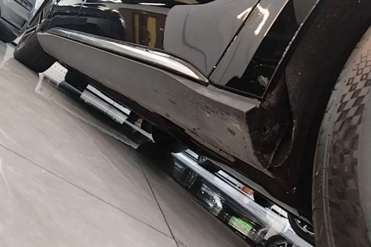Used BYD Han 2020 EV Long-Range Deluxe Model Right Side Sill