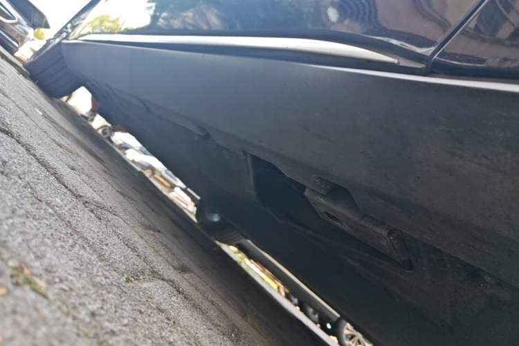 Used BYD Han 2020 EV Long-Range Luxury Model Right Side Sill