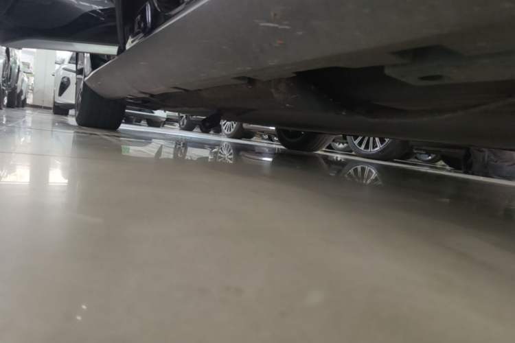 Used BYD Han 2020 EV Long-Range Deluxe Model Right Side Sill