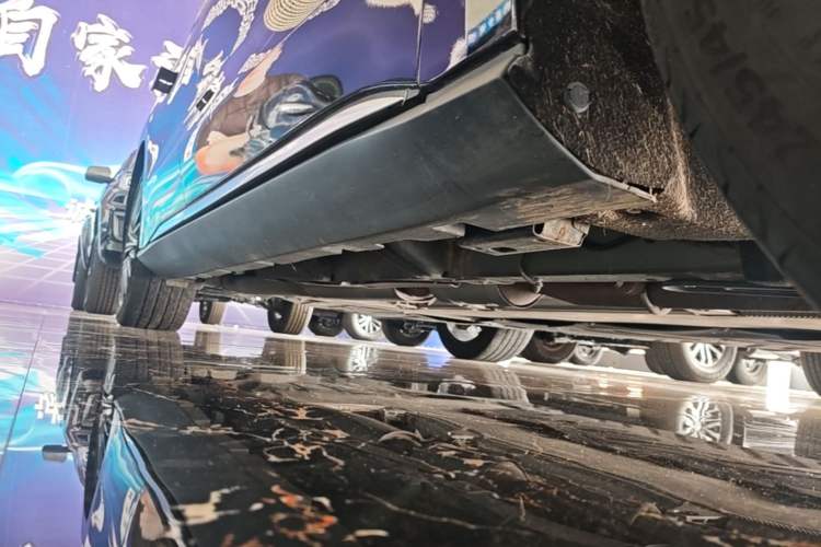 Used BYD Han 2020 DM Four-Wheel Drive Performance Edition Luxury Model Right Side Sill