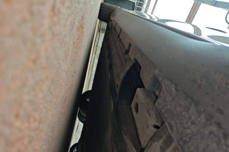 Used BYD Han 2020 EV Four-Wheel Drive High-Performance Flagship Model Right Side Sill