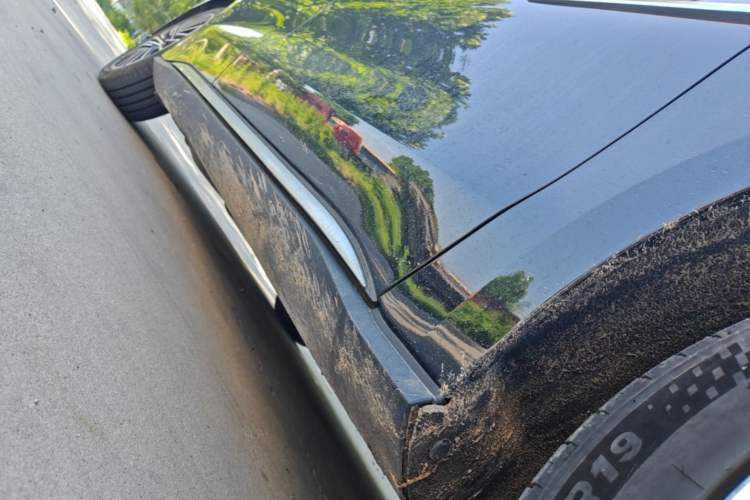 Used BYD Han 2020 DM Four-Wheel Drive Performance Edition Prestige Model Right Side Sill