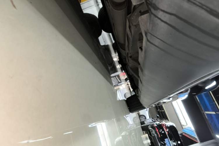 Used BYD Han 2020 DM Four-Wheel Drive Performance Edition Prestige Model Right Side Sill