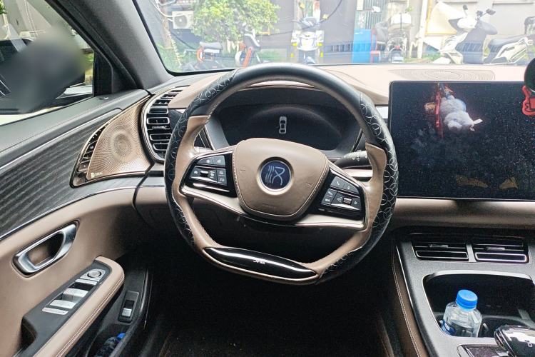 Used BYD Han 2020 DM Four-Wheel Drive Performance Edition Prestige Model Steering Wheel