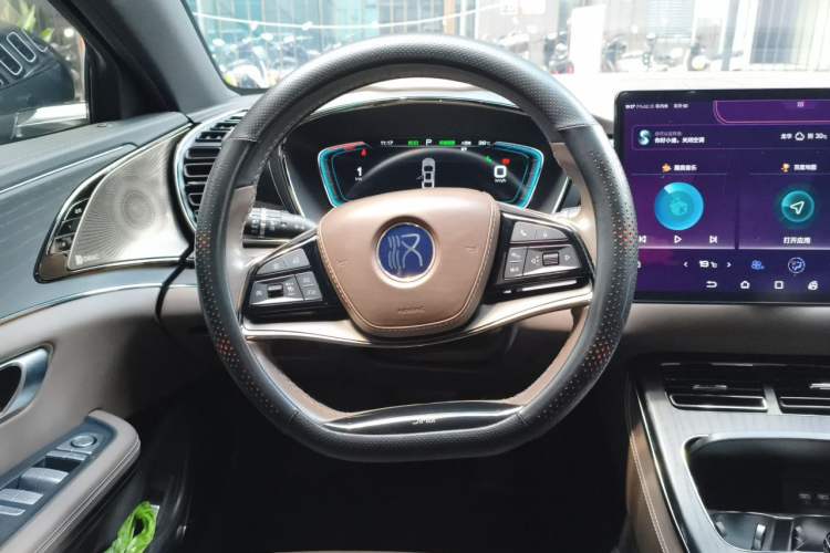 Used BYD Han 2020 EV Four-Wheel Drive High-Performance Flagship Model Steering Wheel