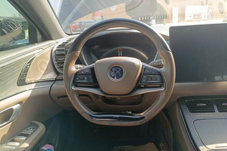 Used BYD Han 2020 DM Four-Wheel Drive Performance Edition Prestige Model Steering Wheel