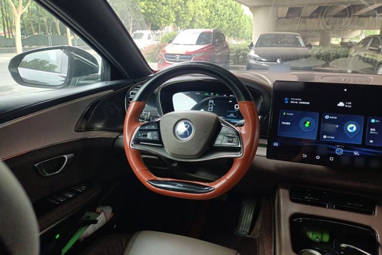 Used BYD Han 2020 DM Four-Wheel Drive Performance Edition Luxury Model Steering Wheel