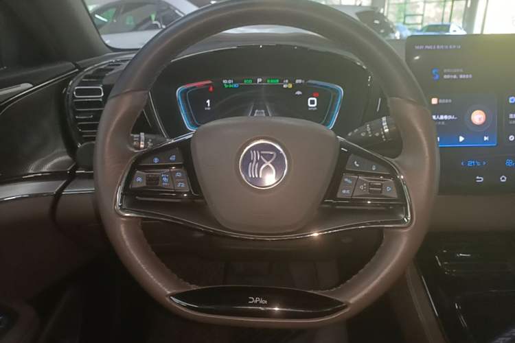 Used BYD Han 2020 EV Long-Range Luxury Model Steering Wheel