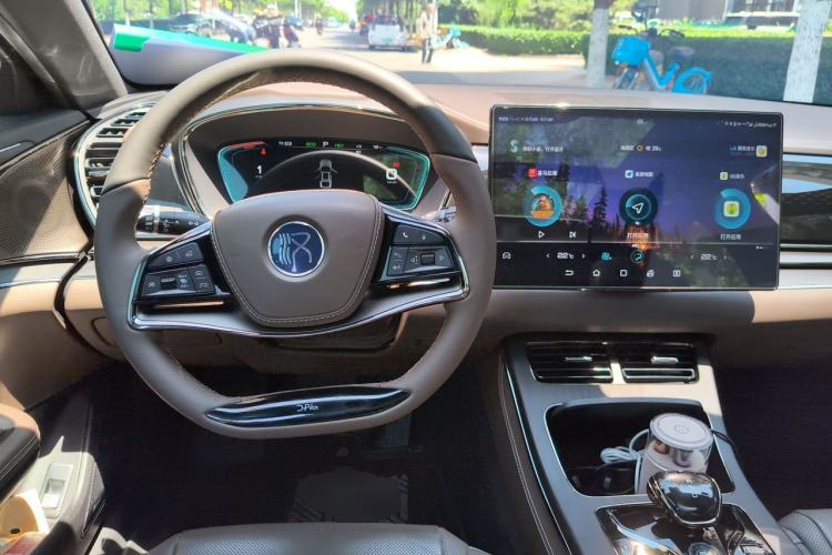 Used BYD Han 2020 DM Four-Wheel Drive Performance Edition Prestige Model Steering Wheel