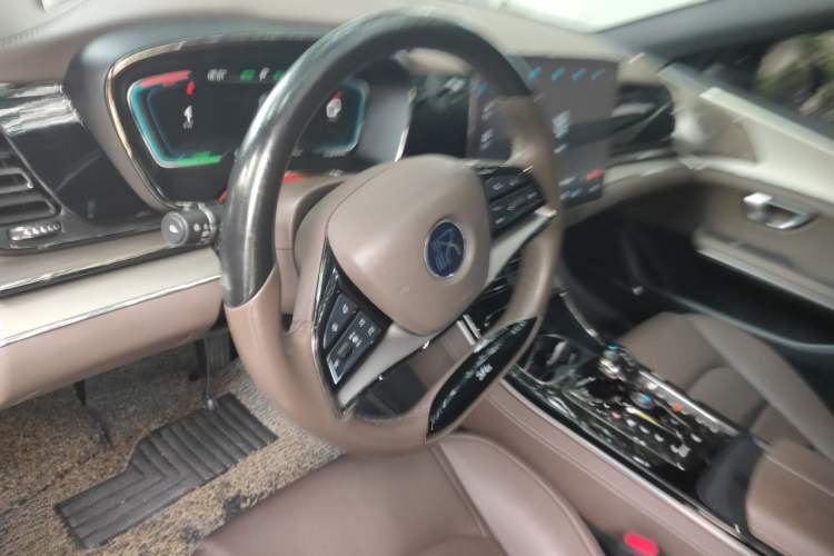 Used BYD Han 2020 EV Long-Range Luxury Model Steering Wheel