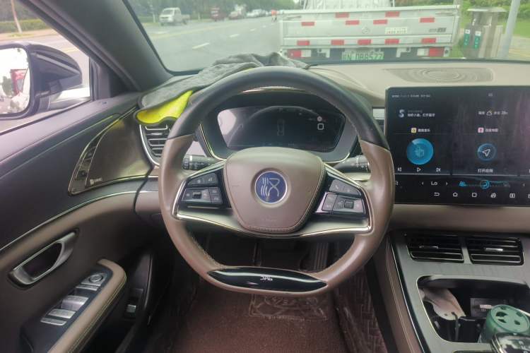 Used BYD Han 2020 EV Long-Range Deluxe Model Steering Wheel